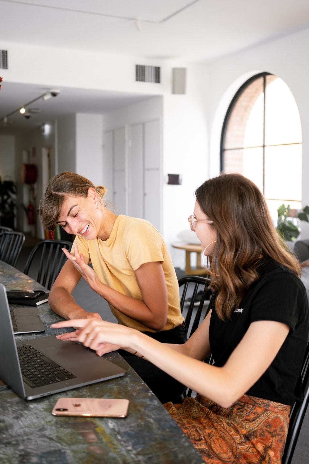 ¿Sabías que los adolescentes pueden mostrar signos de alerta tempranos de adicciones?